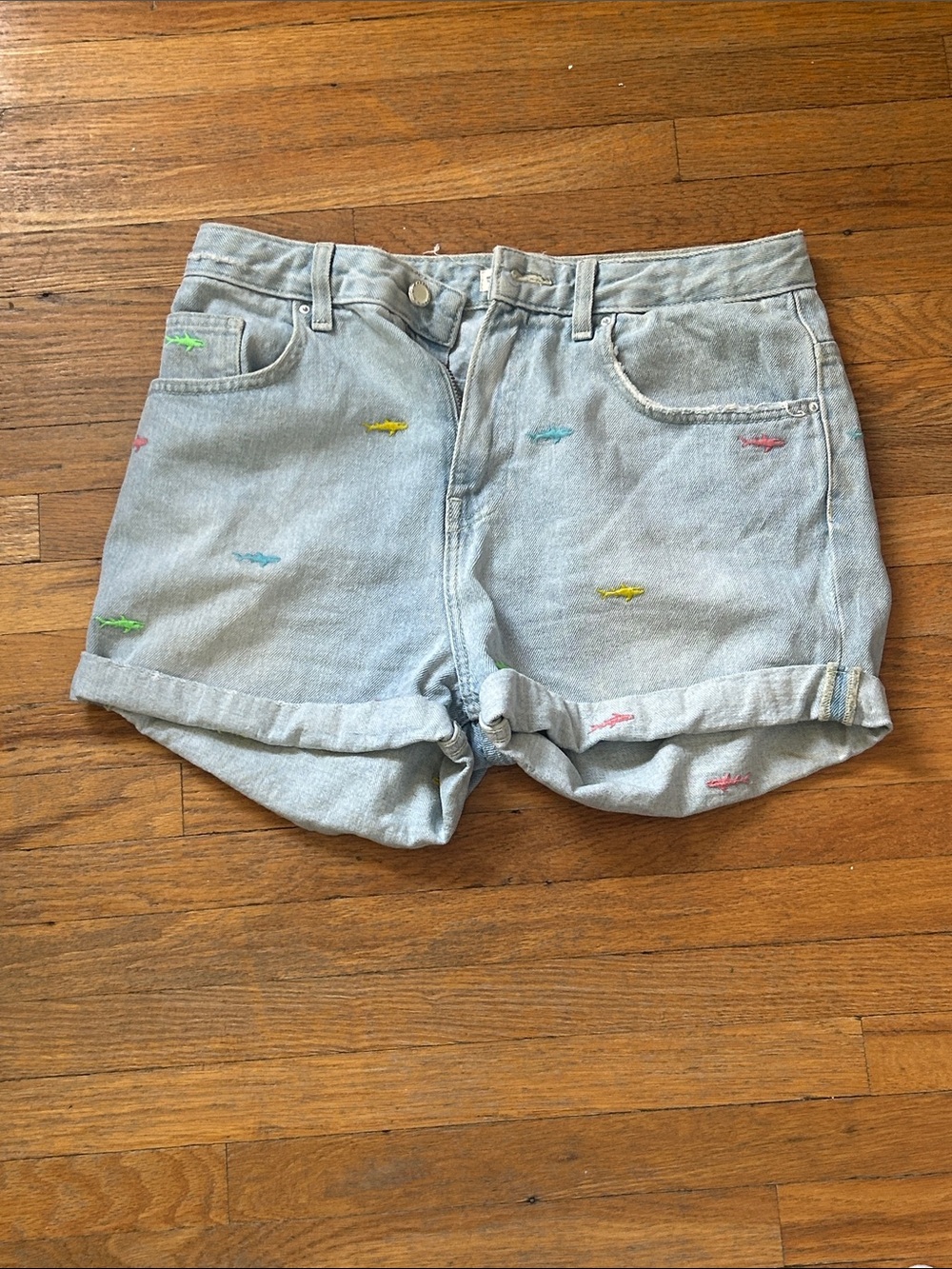 Light Wash Embroidered Shark Denim Shorts